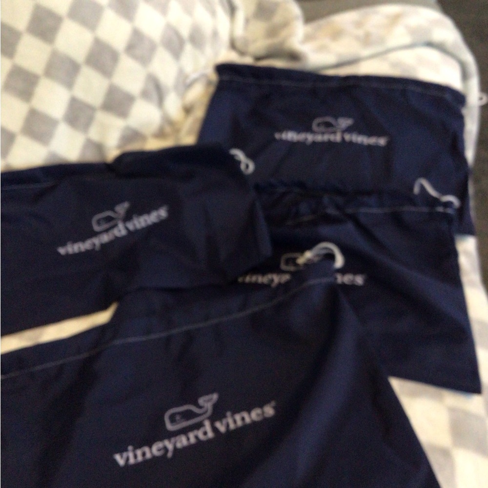 Bundle of 4 vineyard vines cloth drawstring bags